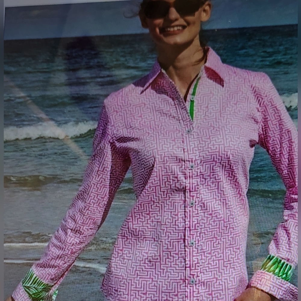 NWT TIZZIE SEAHORSE COTTON 3/4 SLV BUTTON UP FLIP CUFF 3/4 TOP WOMEN'S Size XS. - Picture 8 of 8